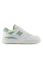 Tenis New Balance 550 Mujer-Blanco/Verde de New Balance