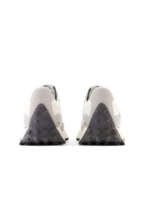 New Balance Tenis Para Mujer 327 New Balance