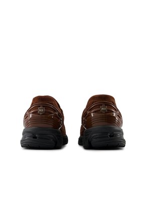 Tenis Lifestyle 1906 New Balance U1906LNS