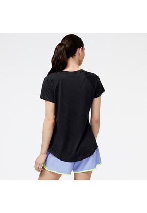 Camiseta New Balance Originales Q Speed Jacquard Negro Mujer