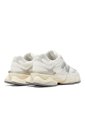 Tenis New Balance 9060 Hombre-Blanco/Gris