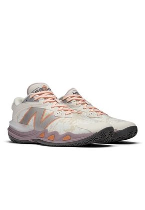 Tenis Deportivos New Balance Hesi Low V2 Og Beige Hombre