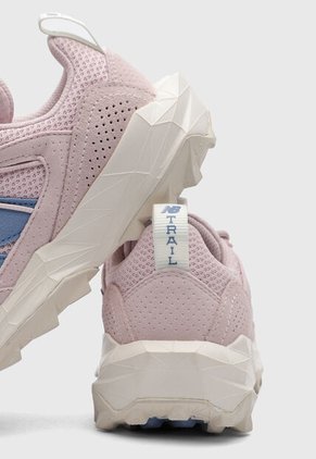 Tenis Trail Running new balance Tektrel Rosa