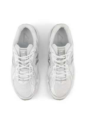 TENIS NEW_BALANCE MUJER U740WM2 740 Talla 4