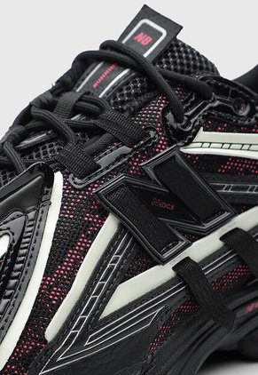 Tenis new balance 1906R Negro