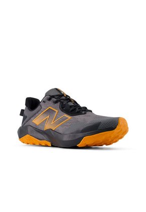 TENIS NEW_BALANCE HOMBRE MTNTRCS6 NITREL V6 Talla 7