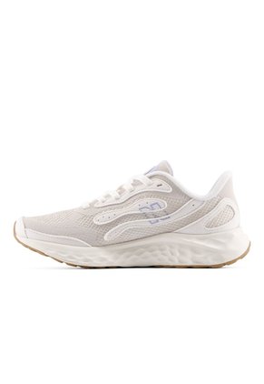 TENIS NEW_BALANCE MUJER WARIS3XX ARISHI V4 Talla 6