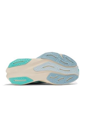 Tenis Deportivos New Balance  FuelCell Rebel Azul Para Mujer