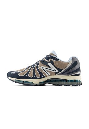 Tenis Deportivos New Balance Original 1890 Café Unisex