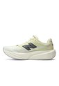 Tenis Deportivos New Balance Fuelcell Rebel V5 Café Hombre de New Balance