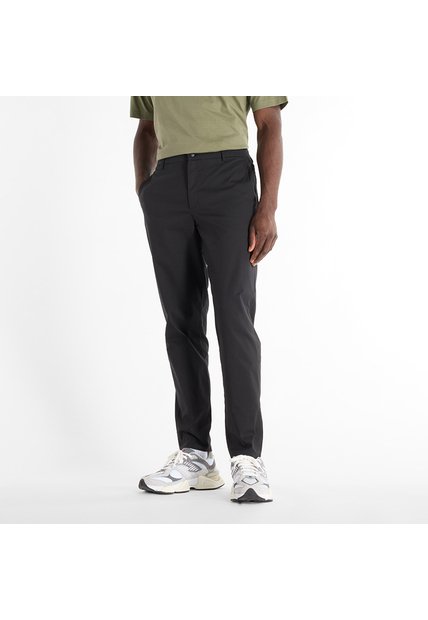 Men's Athletics Standard Tapered Pant 30 New Balance MP43554-BK