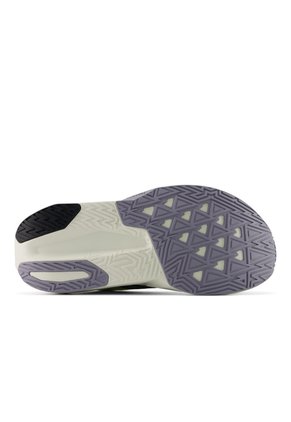 Tenis Deportivos New Balance Fuelcell Rebel V5 Verde Mujer