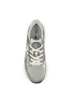 TENIS NEW_BALANCE HOMBRE MARISTG4 ARISHI V4 Talla 8.5