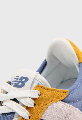 Tenis Lifestyle Azul-Amarillo-Marfil New Balance 327