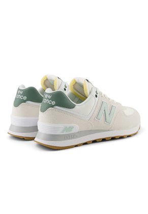 Tenis New Balance 574 Mujer-Beige/Verde