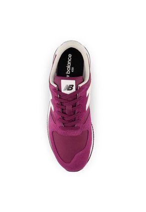 Tenis New Balance Para Hombre Ess V Neck Tee Violeta