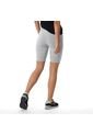 Short New Balance Essentials Para Mujer-Gris Claro de New Balance