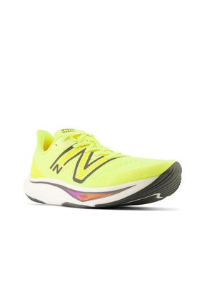 Tenis New Balance Rebel Hombre-Verde/Blanco