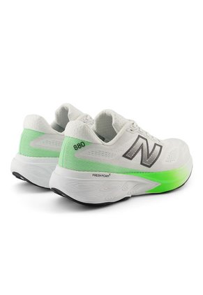 Tenis New Balance 880 Hombre-Blanco/Verde