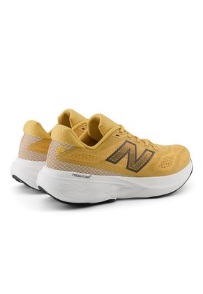 Tenis New Balance 880 Hombre-Mostaza