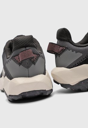 Tenis new balance Nitrel V6 Negro