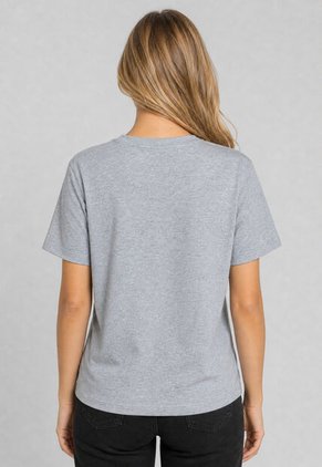 Camiseta new balance Sport Essentials Gris