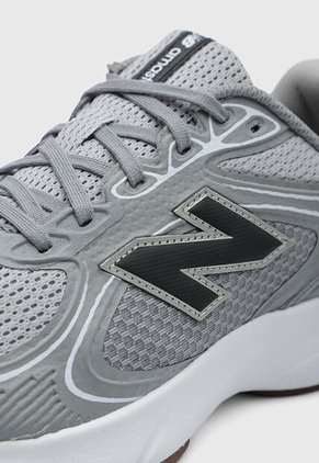 Tenis new balance Amaste Gris