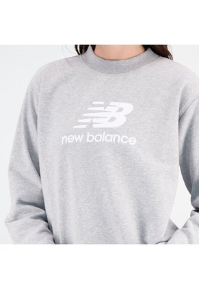 Chaqueta New Balance Originals Essentials Stacked Gris Mujer