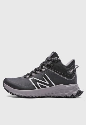 Botas new balance Fresh Foam Garoé MID Negro New Balance