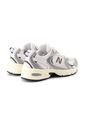 Tenis New Balance 530 Mujer Gris Con Negro de New Balance