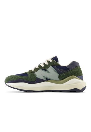 Tenis Deportivos New Balance 574  Verde Para Hombre
