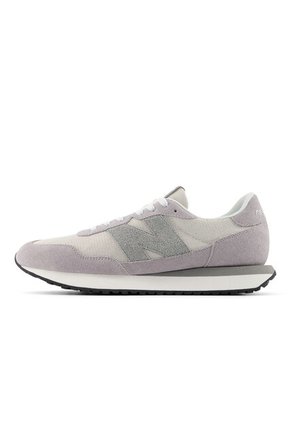 Tenis New Balance 237 Hombre-Morado/Beige