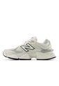 Tenis New Balance 9060 Hombre-Beige/Blanco de New Balance