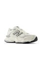 Tenis New Balance 9060 Hombre-Beige/Blanco de New Balance