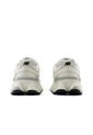 Tenis New Balance 9060 Hombre-Beige/Blanco de New Balance