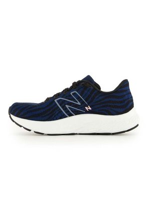Tenis New Balance Fresh Foam  Evoz Neutral Mujer-Azul