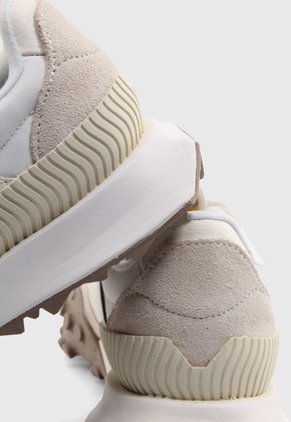 Tenis Lifestyle Blanco-Marfil-Taupé New Balance XC-72