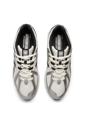 Tenis Deportivos New Balance Original 1906 Blanco Hombre