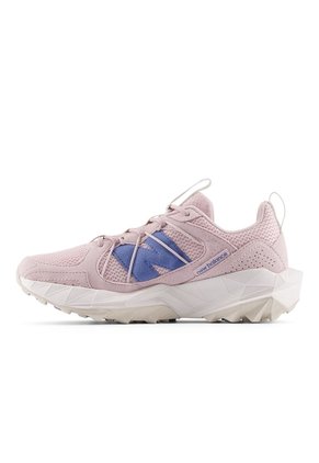 TENIS NEW_BALANCE MUJER WTTRS4PH TEKTREL S Talla 5