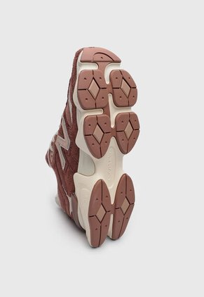 Tenis new balance 9060 Café