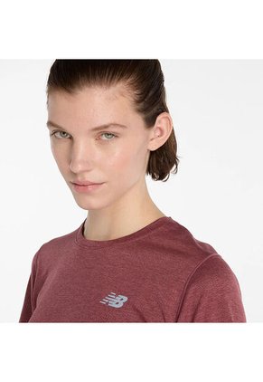 Camisa Deportiva New Balance Originales Athletics Rojo Mujer