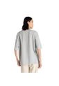 Camisa Deportiva New Balance Original Flower Shoe Gris Mujer de New Balance