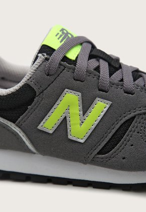 Tenis Lifestyle Gris-Negro-Verde Neón New Balance Kids 373