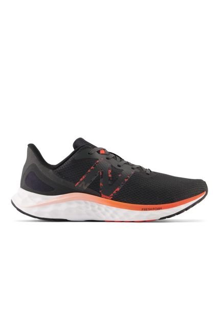 Tenis New Balance Fresh Foam Arishi V4-Negro/Naranja