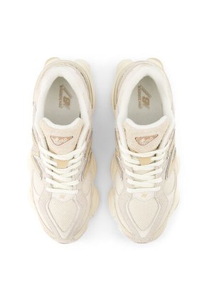 Tenis Deportivos New Balance Originales 9060 Rosa