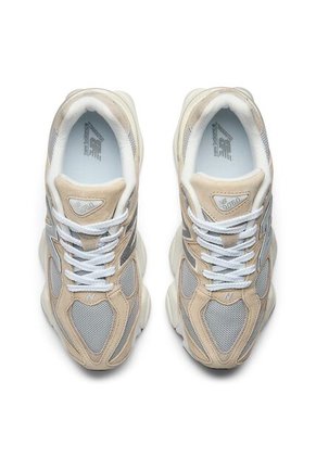 Tenis Deportivos New Balance Original 9060 Beige/Blanco