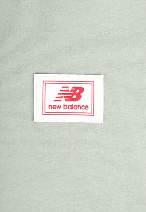 Camiseta new balance Woven Label Verde