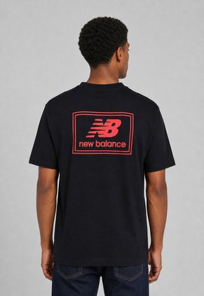 Camiseta new balance Negro