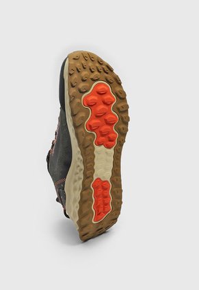 Trail Running Negro-Verde-Ocre New Balance Fresh Foam Garoé