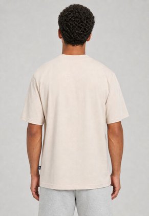Camiseta new balance Hoops Player Beige